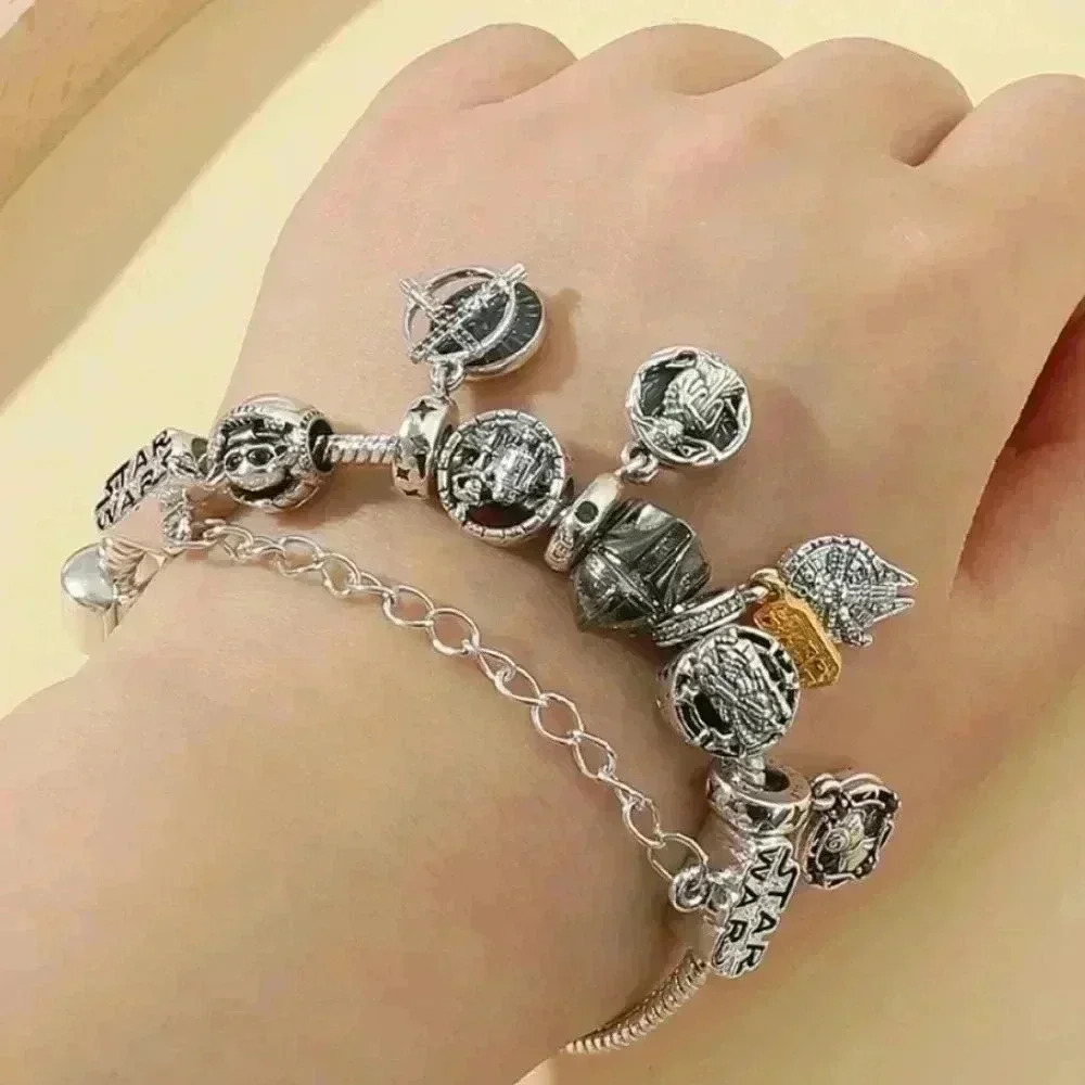 Star Wars Hot Charm Bracelet - Picture 2 of 3